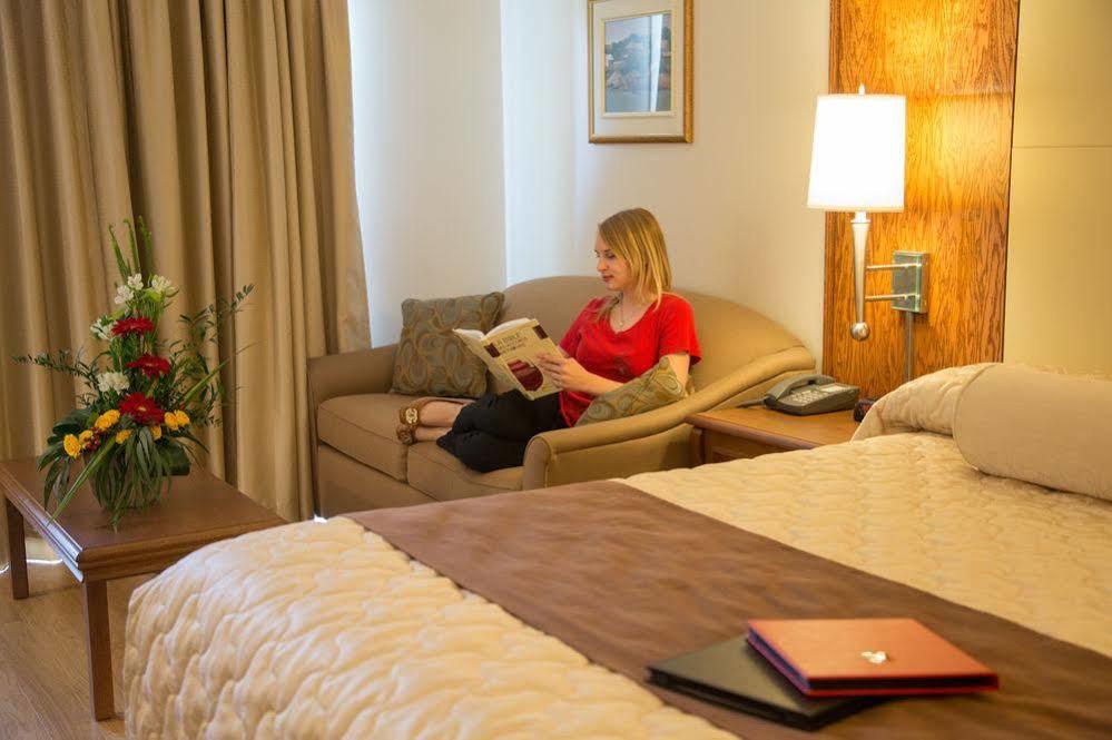 Hotel De La Rive Sorel-Tracy Extérieur photo